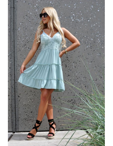 Satrian sukienka damska na cienkich ramiączkach...