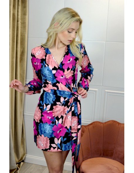 elegancka dress with motywem kwiatów Kolenia...