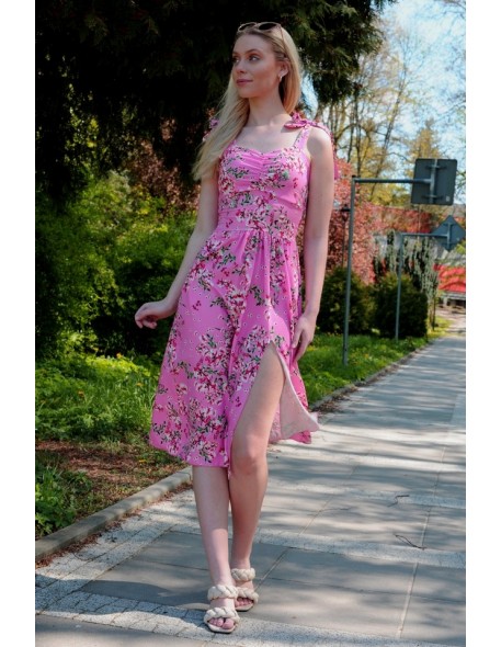 Willa letnia zwiewna sukienka za kolano, Merribel